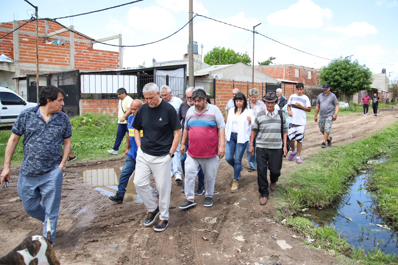 La intendenta de Quilmes cuestionó las actitudes de su par de Avellaneda: “En el último tiempo, lamentablemente, coincidimos en muy pocas cosas. En lo único en lo que estamos de acuerdo es que hay muchos barrios del conurbano que siguen necesitando de más y mejores obras”.